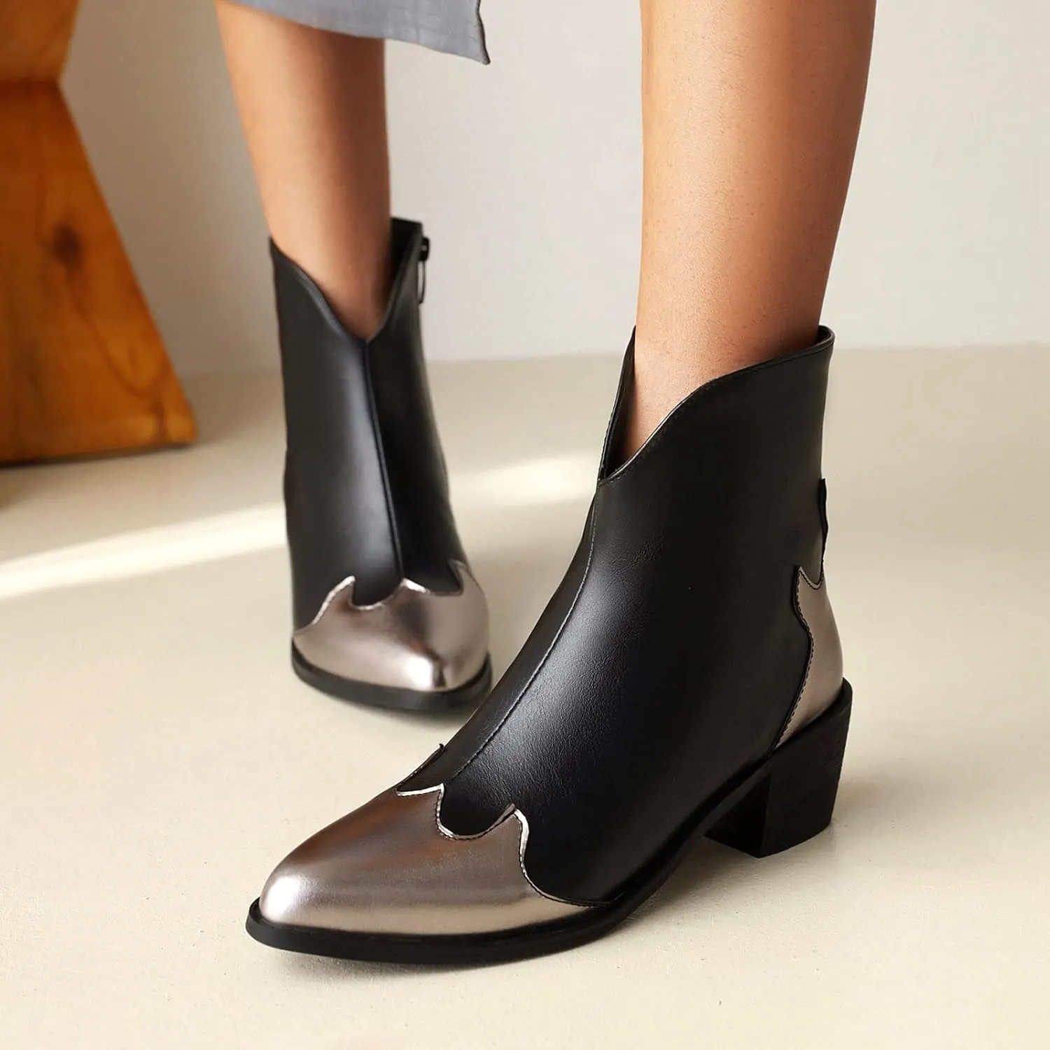 Womens Pointed Toe Ankle Boots Chunky Heel Fashion Color Block Side Zipper Square Heel Slip-on Booties 2021 Trendy All-match High Heels Shoes